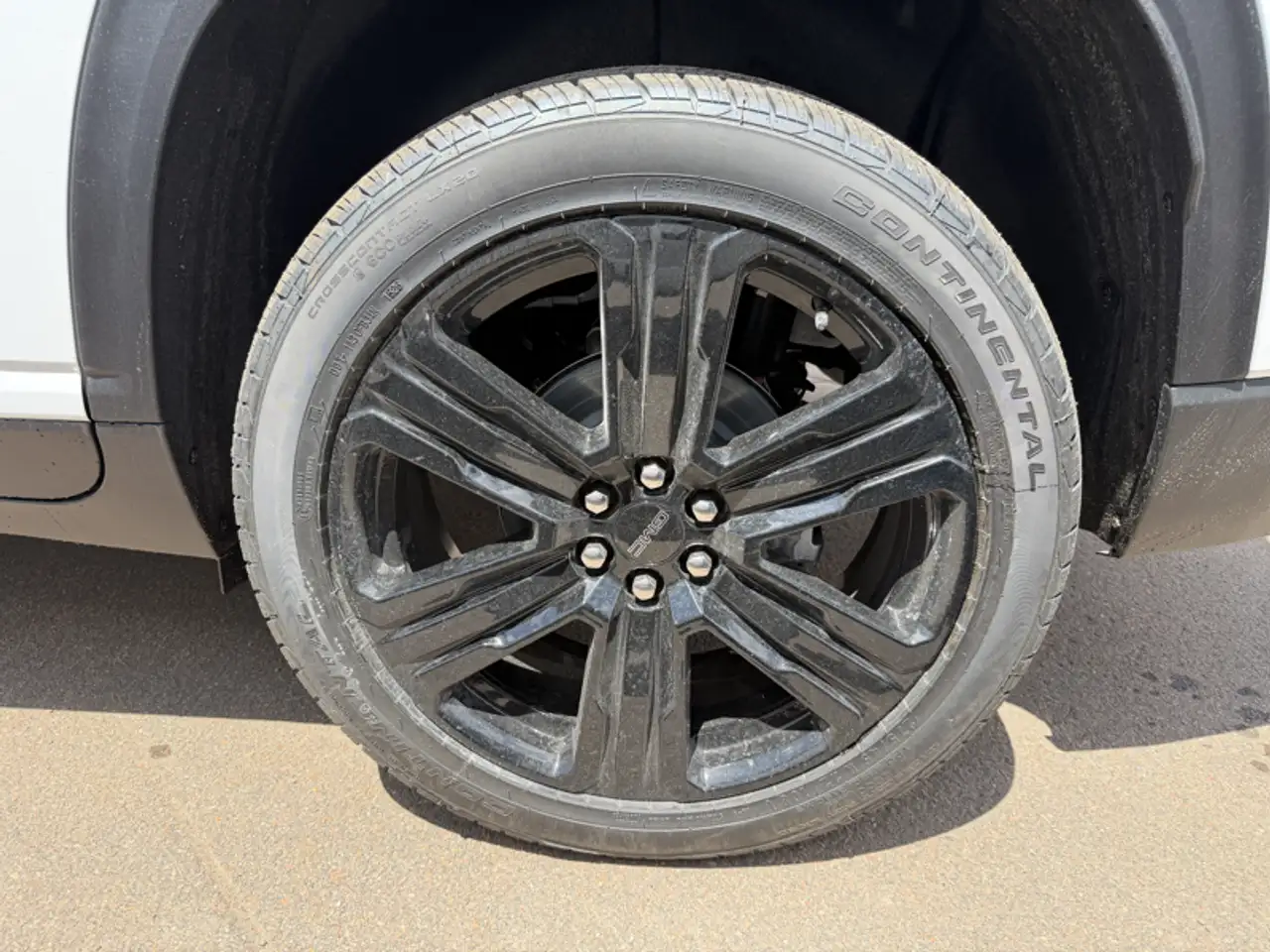 GMC Acadia снимка GMC Acadia