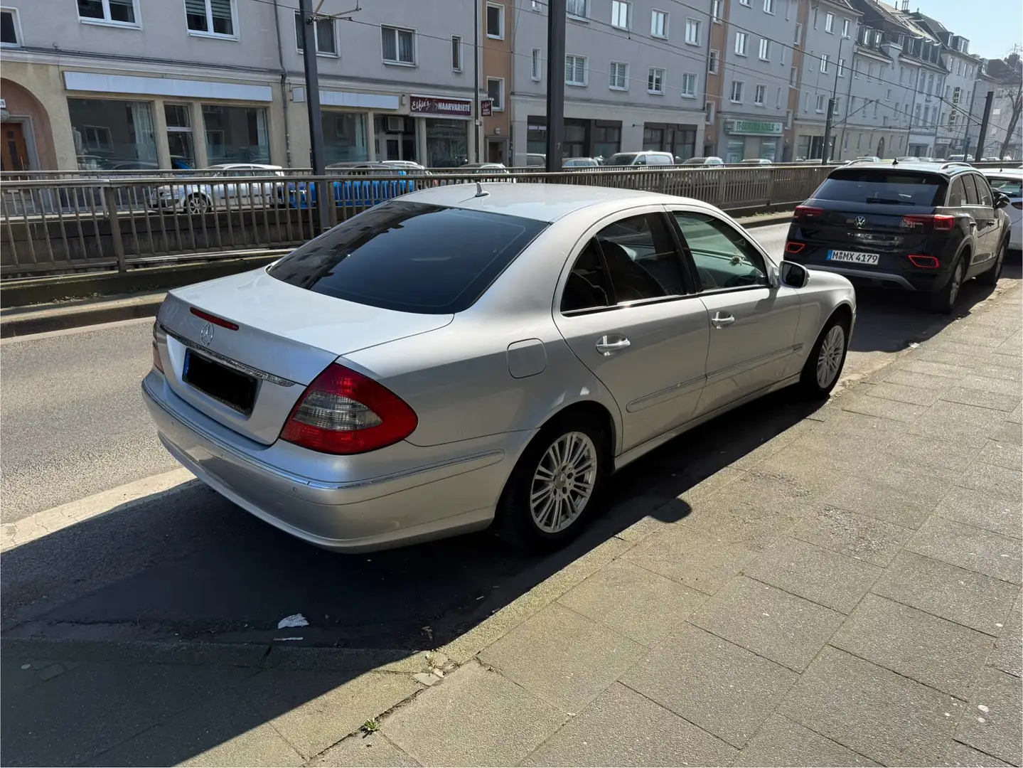 Mercedes-Benz E 220 E 220 CDI (211.008) Grau - 2