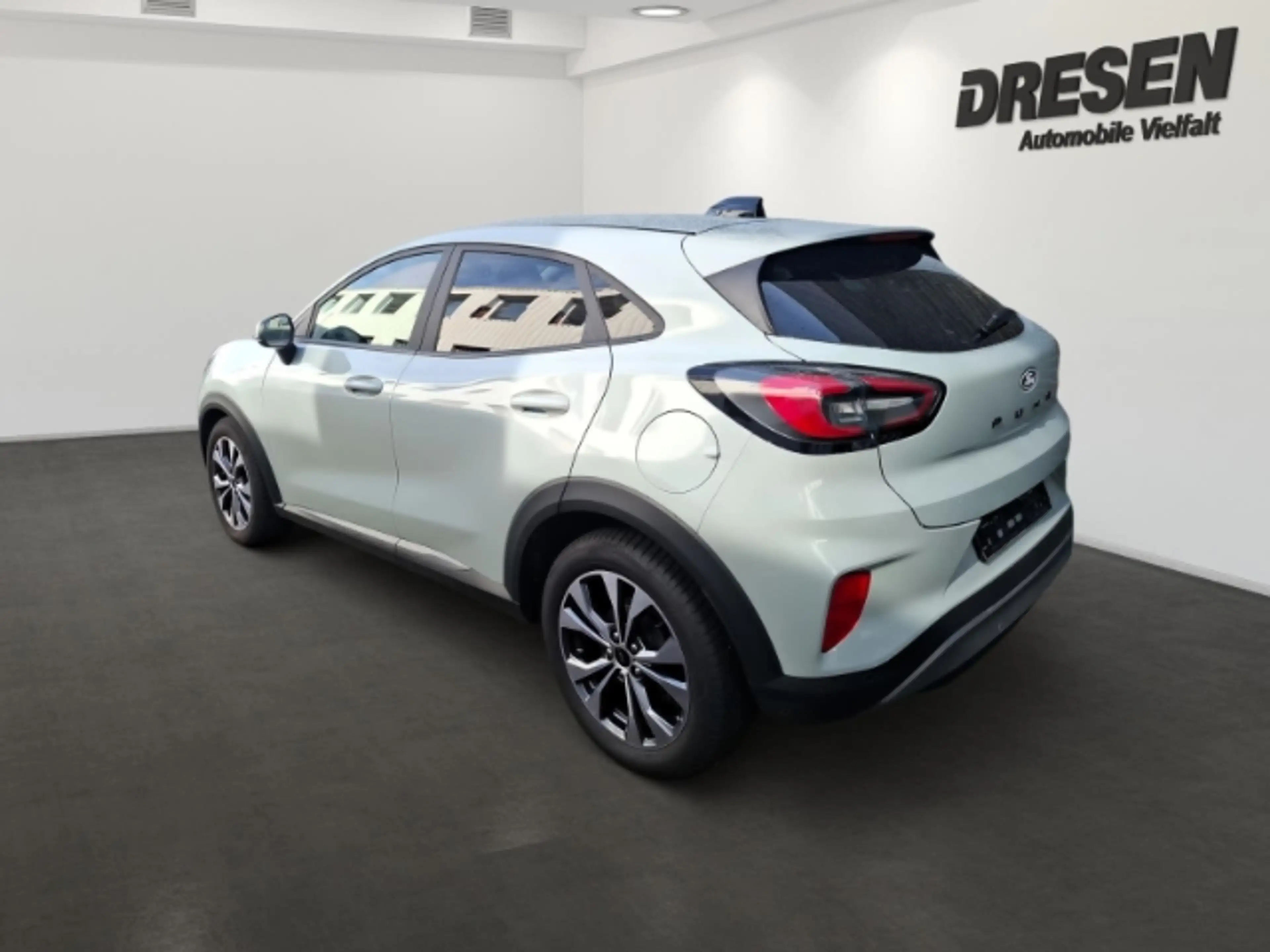 Ford Puma Titanium 1.0 EcoBoost Allwetterreifen+Winterpaket+ — photo 4