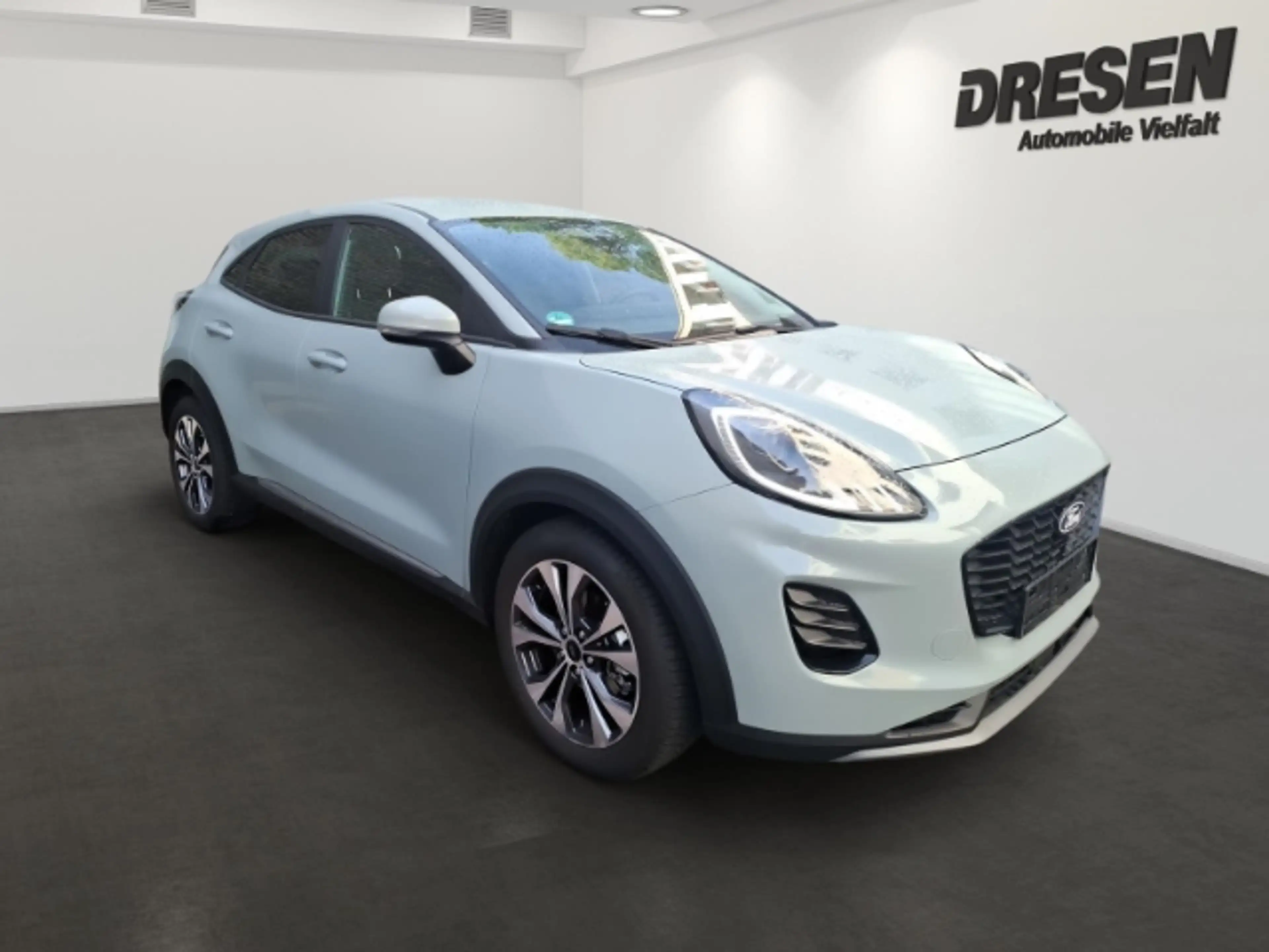 Ford Puma Titanium 1.0 EcoBoost Allwetterreifen+Winterpaket+ — photo 2