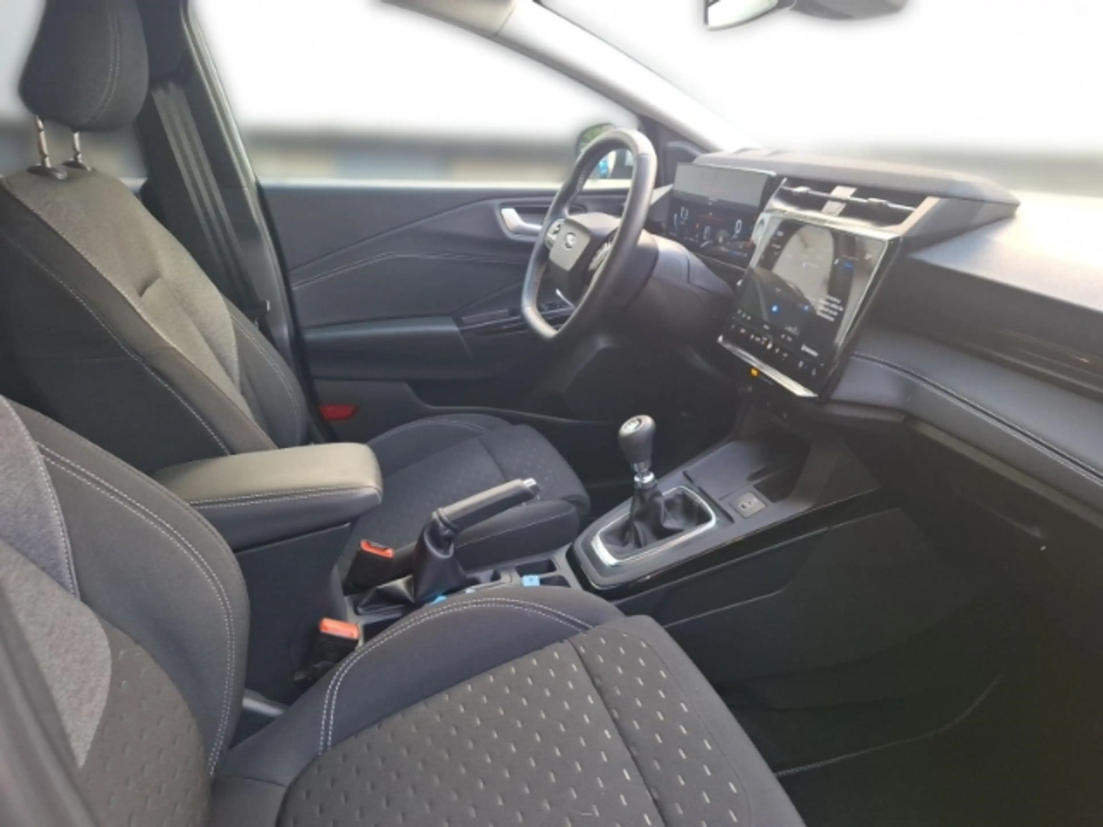 Ford Puma Titanium 1.0 EcoBoost Allwetterreifen+Winterpaket+ — photo 14