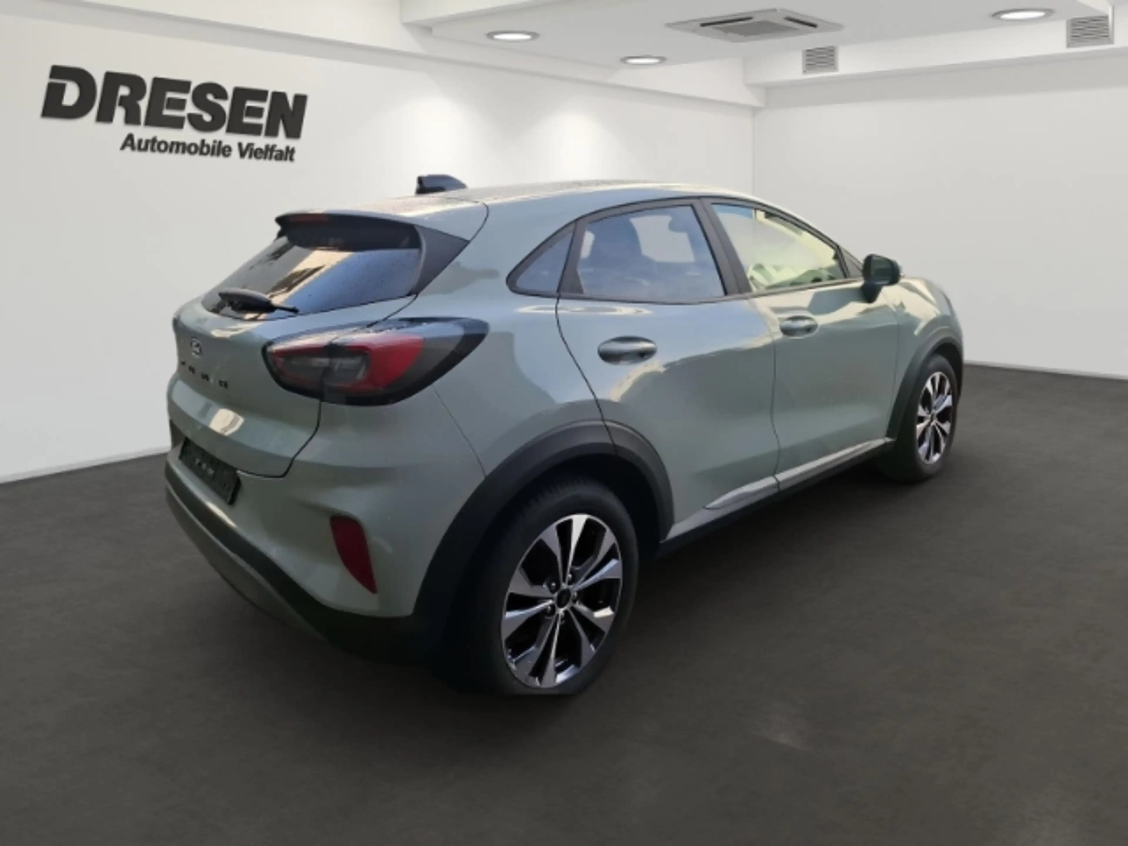 Ford Puma Titanium 1.0 EcoBoost Allwetterreifen+Winterpaket+ — photo 3