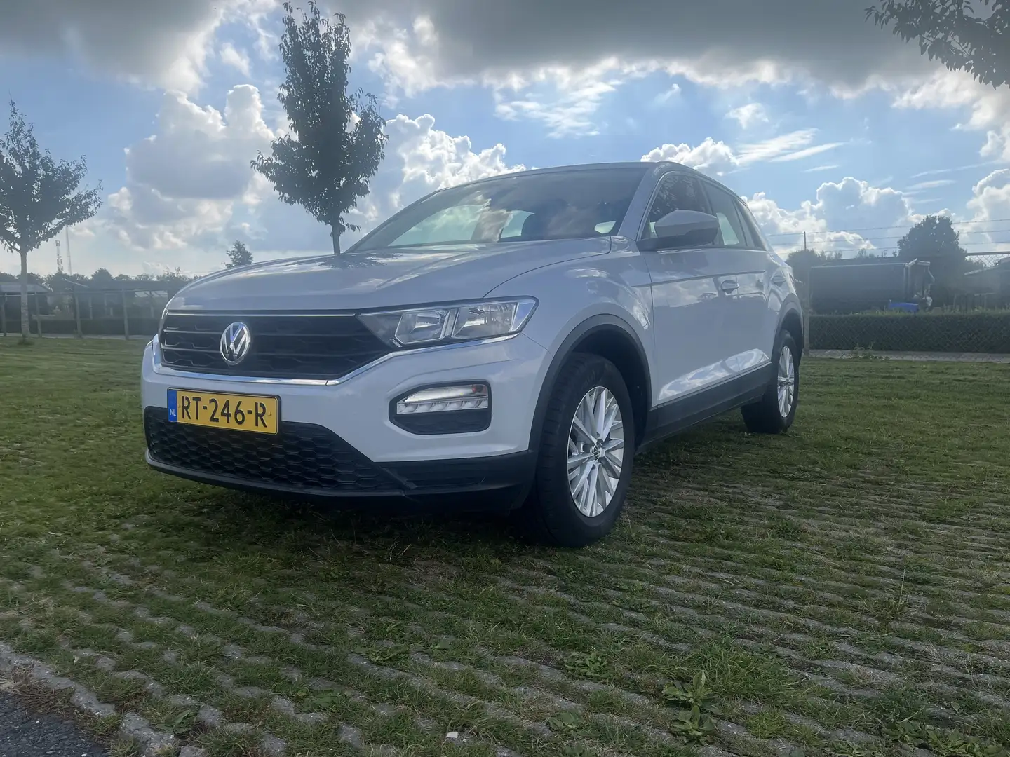 Volkswagen T-Roc 1.0 TSI Wit - 1