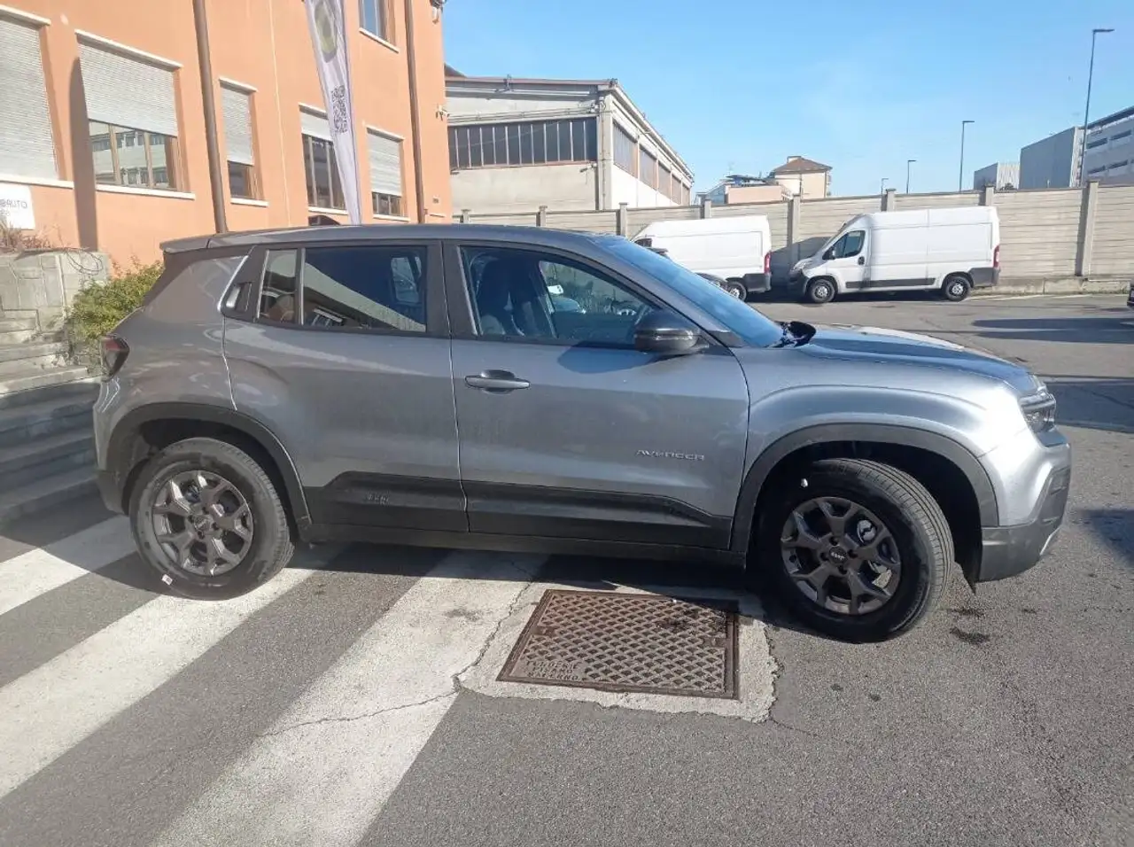 Jeep Avenger 1.2 t. Longitude fwd 100cv 2