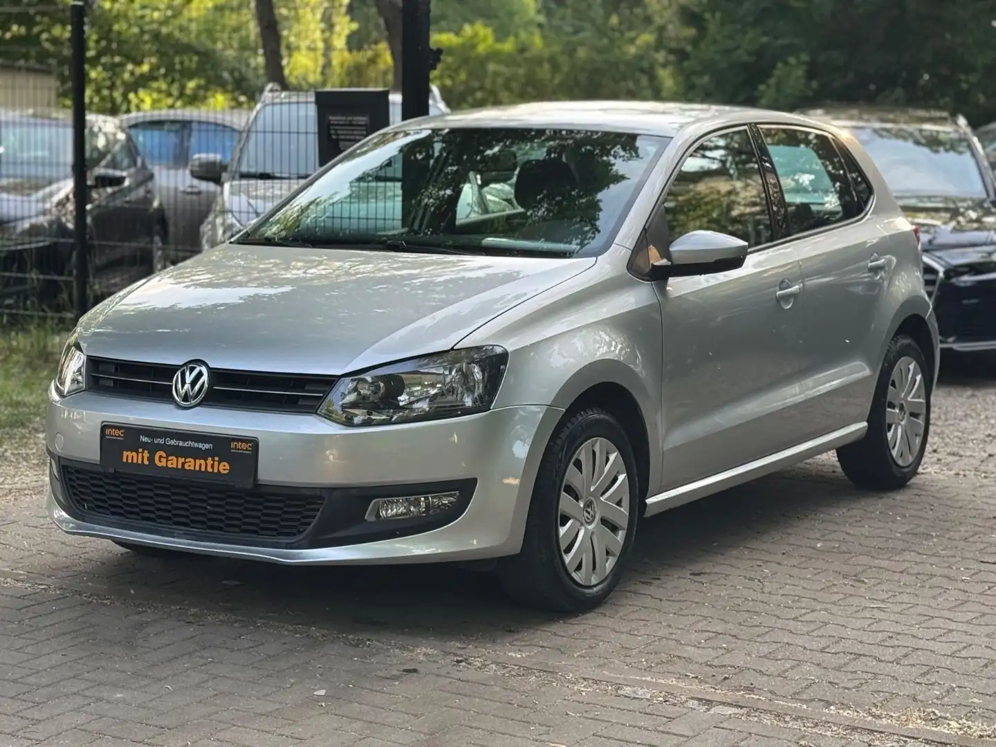 Volkswagen Polo 1.4 Navi CarPlay Klima Kamera TÜV/Service Silber - 1