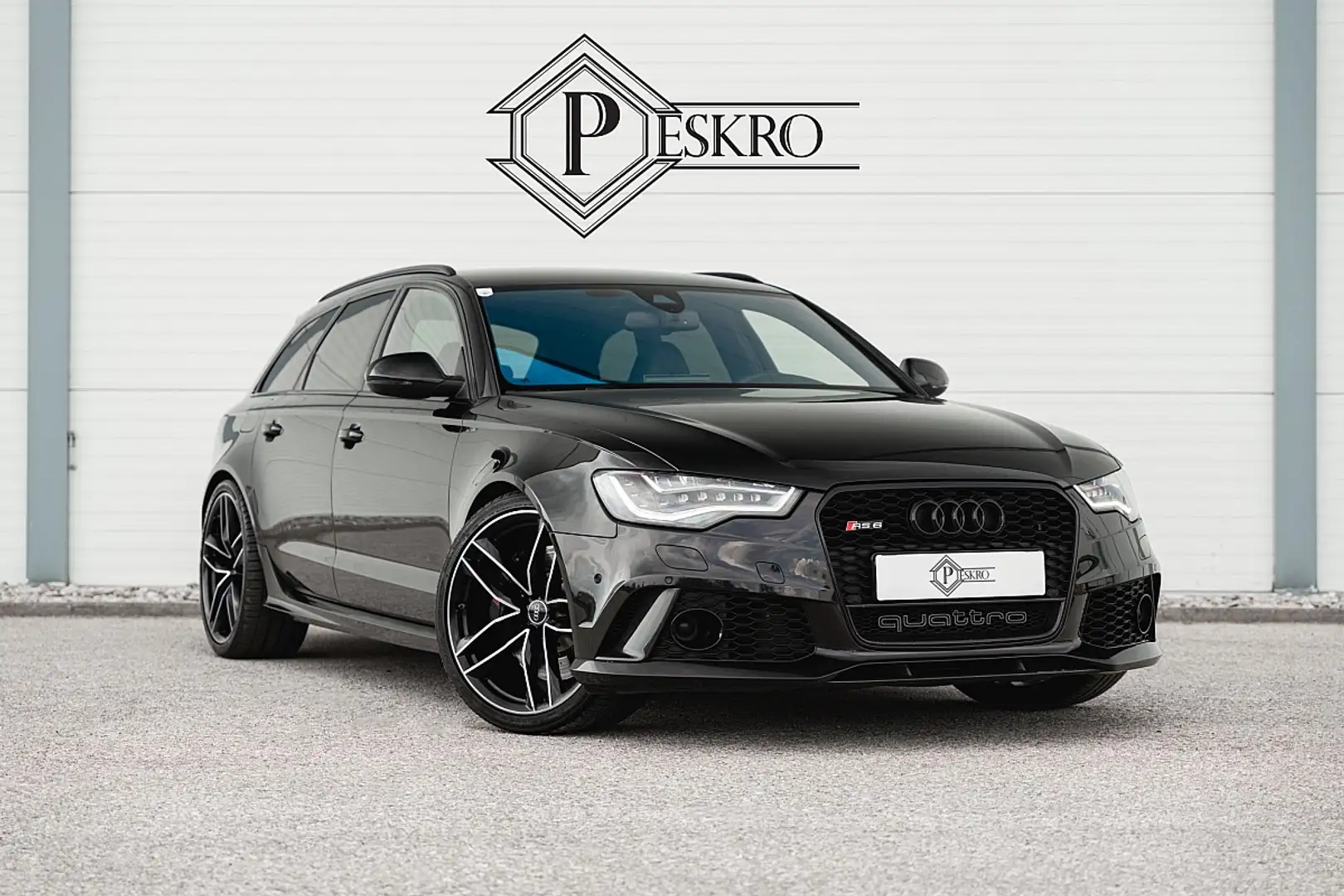 Audi A6 RS6 Avant 4,0 TFSI quattro Aut. Schwarz - 1