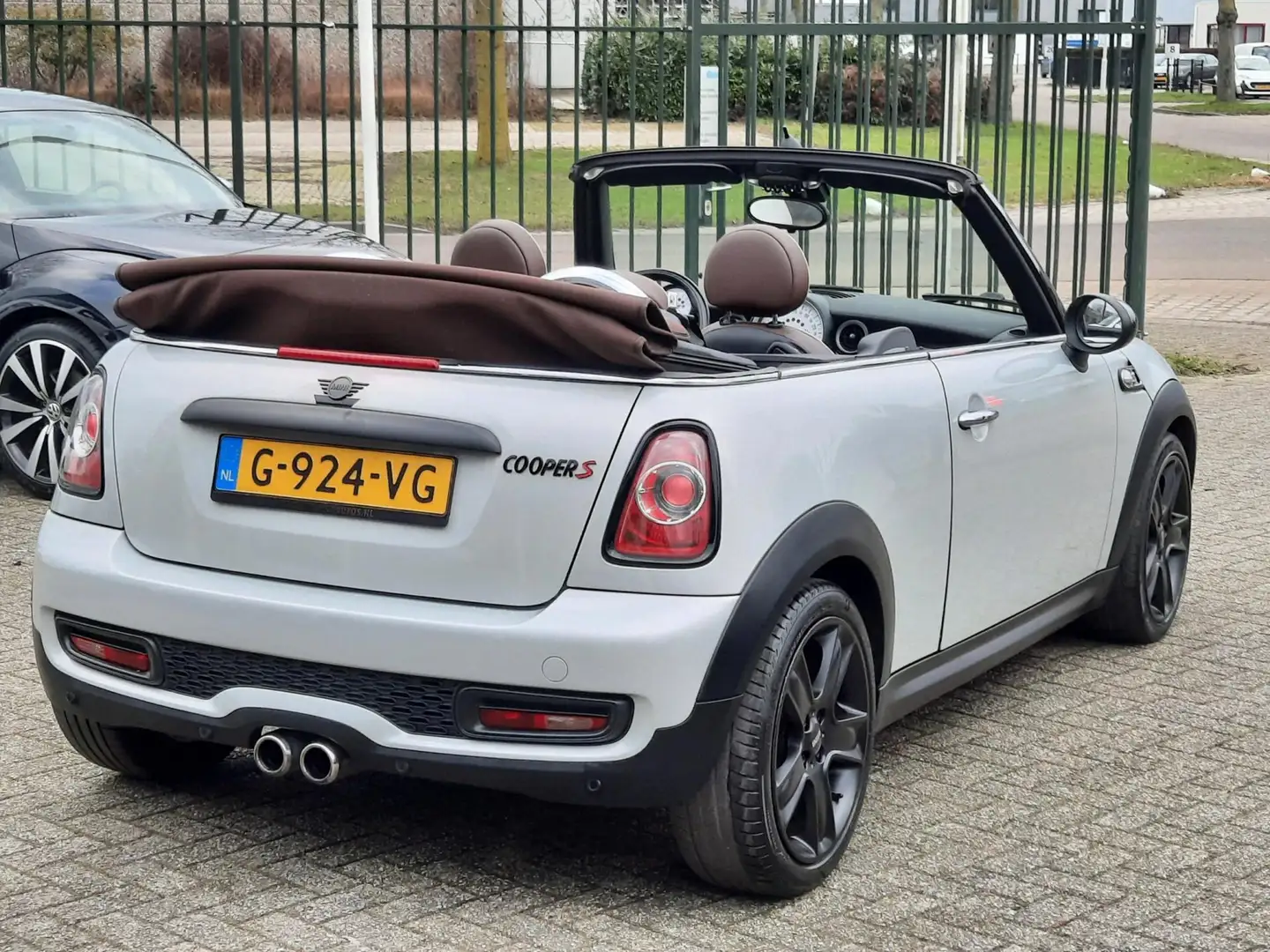 MINI Cooper S Cabrio Mini 1.6 Autom Xenon Pdc Clima Grey - 2