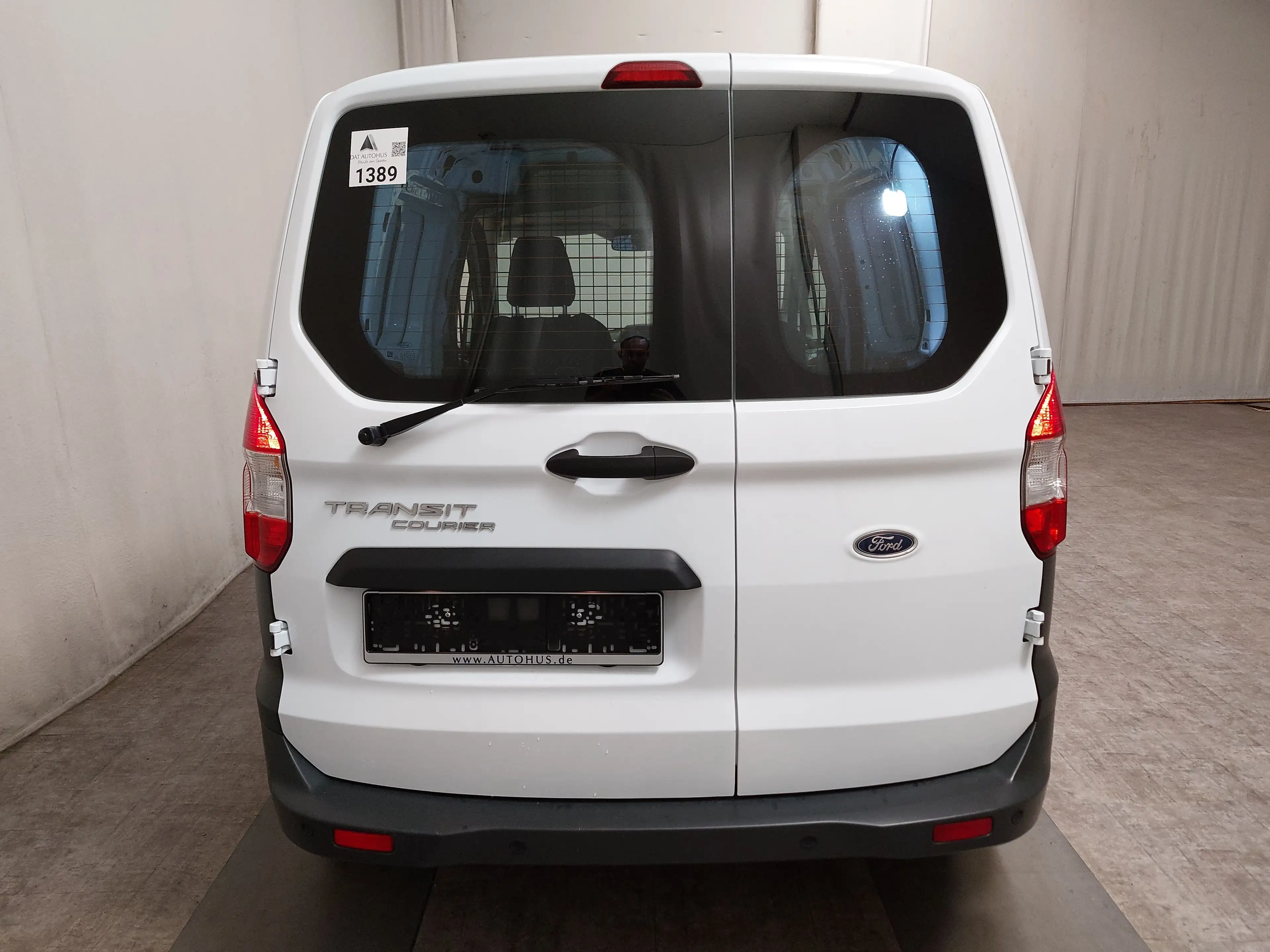 Ford Transit Courier 1.0 EcoBoost Trend Navi PDC — photo 14