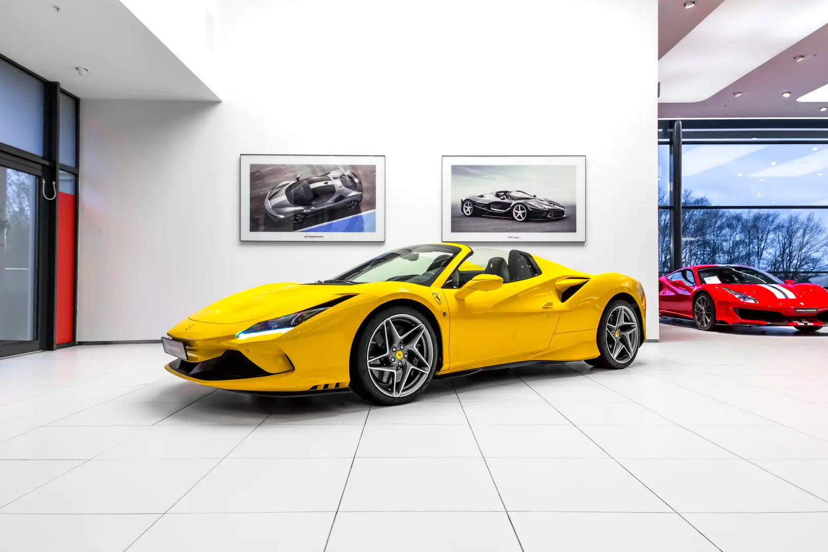 Ferrari F8 Spider ~Ferrari Munsterhuis~ Sarı - 2