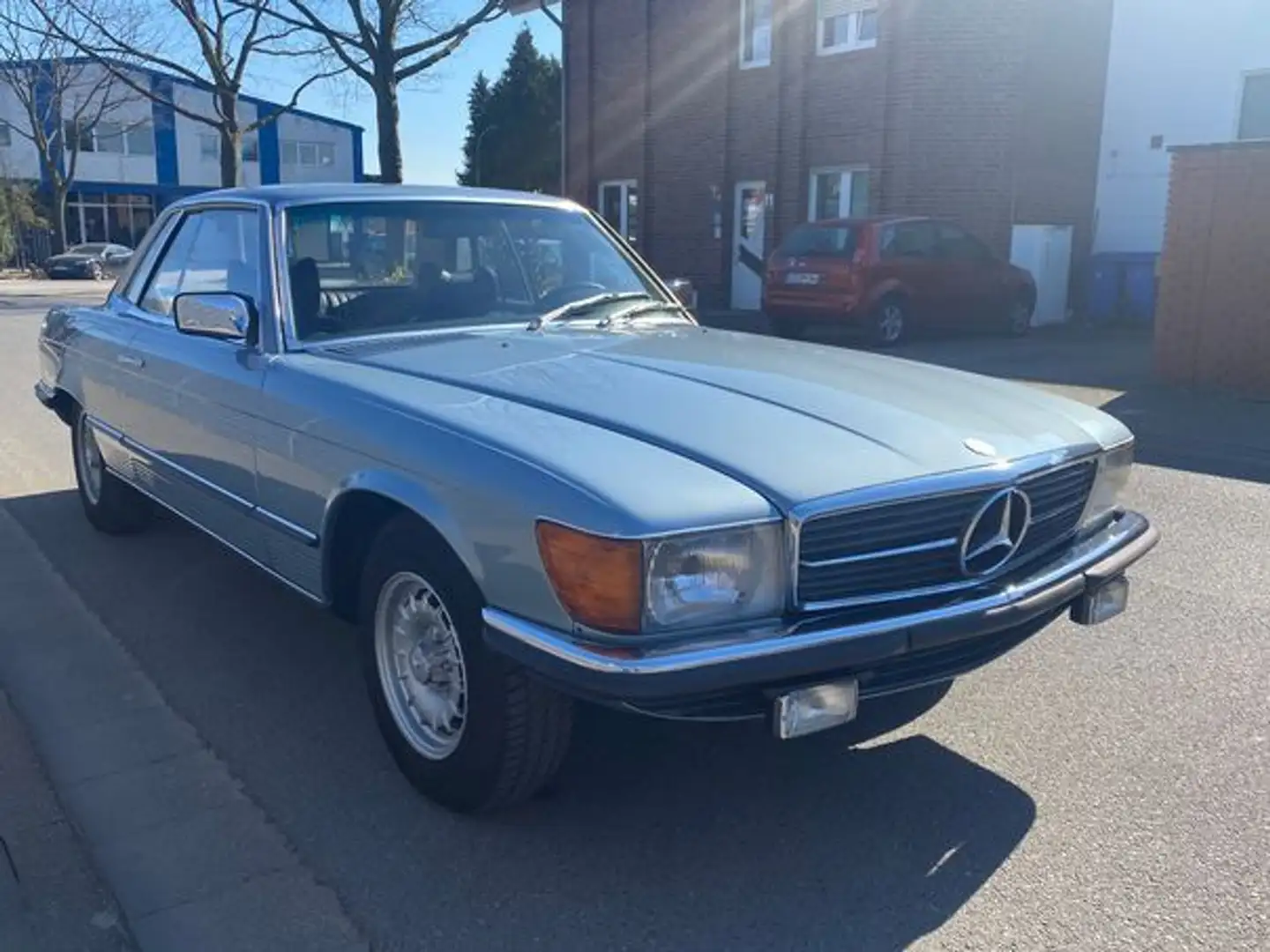 Mercedes-Benz 280 SLC , Automatik, Schiebedach,Leder Blau - 2