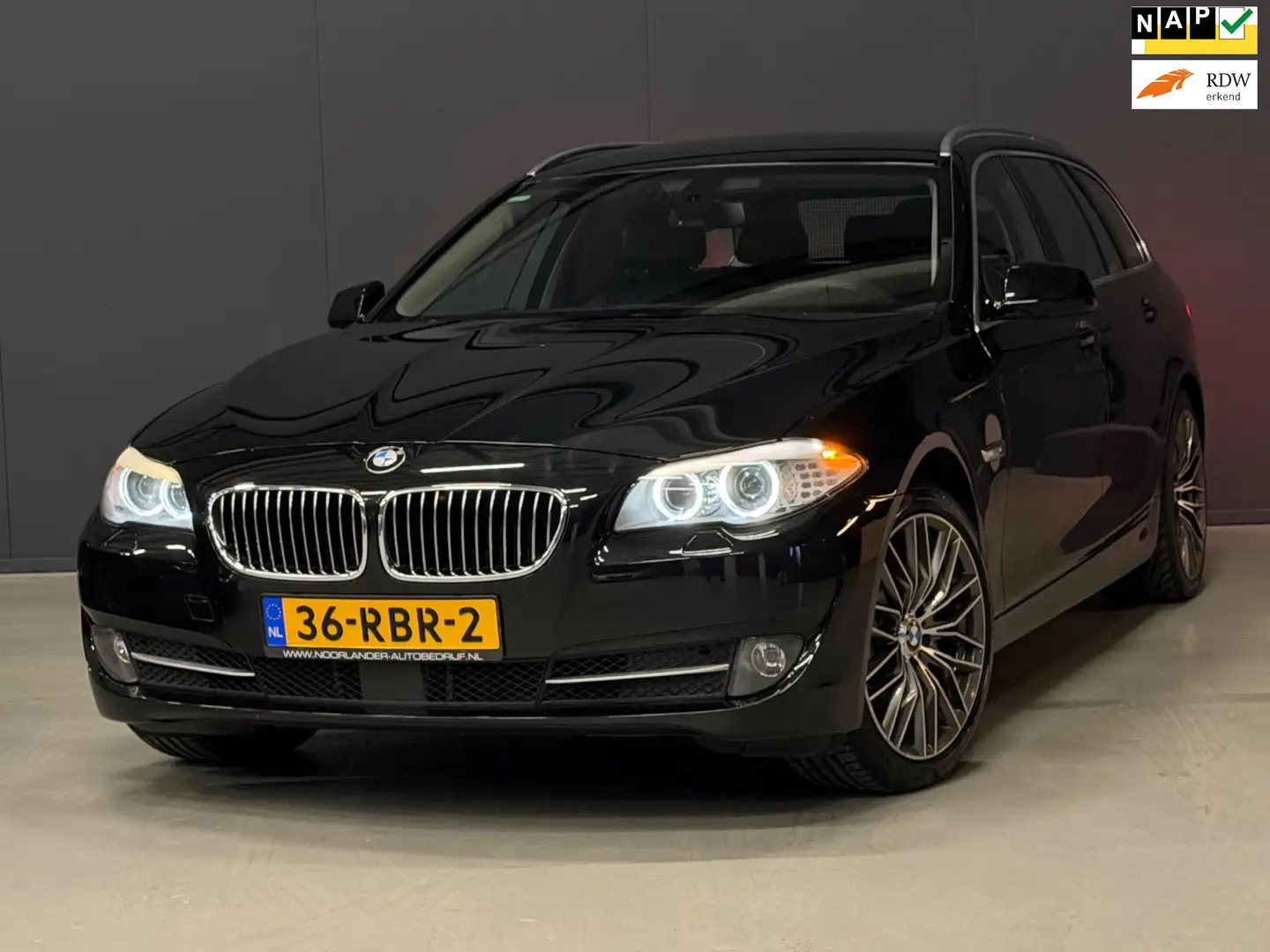 BMW 528 5-serie Touring 528i Executive AUTOMAAT LINE-ASSIS Noir - 1