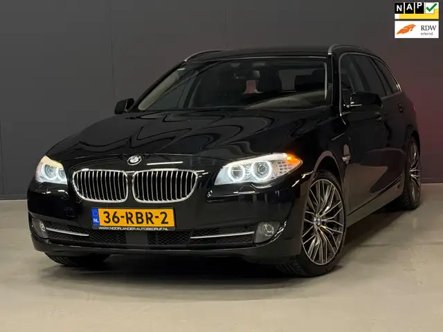 BMW 528 5-serie Touring 528i Executive AUTOMAAT LINE-ASSIS