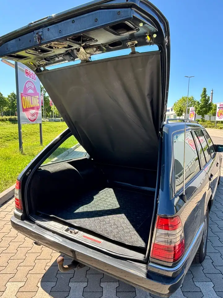 Mercedes-Benz E 300 T, foto 12