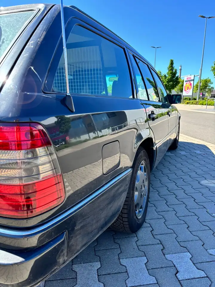 Mercedes-Benz E 300 T, foto 8