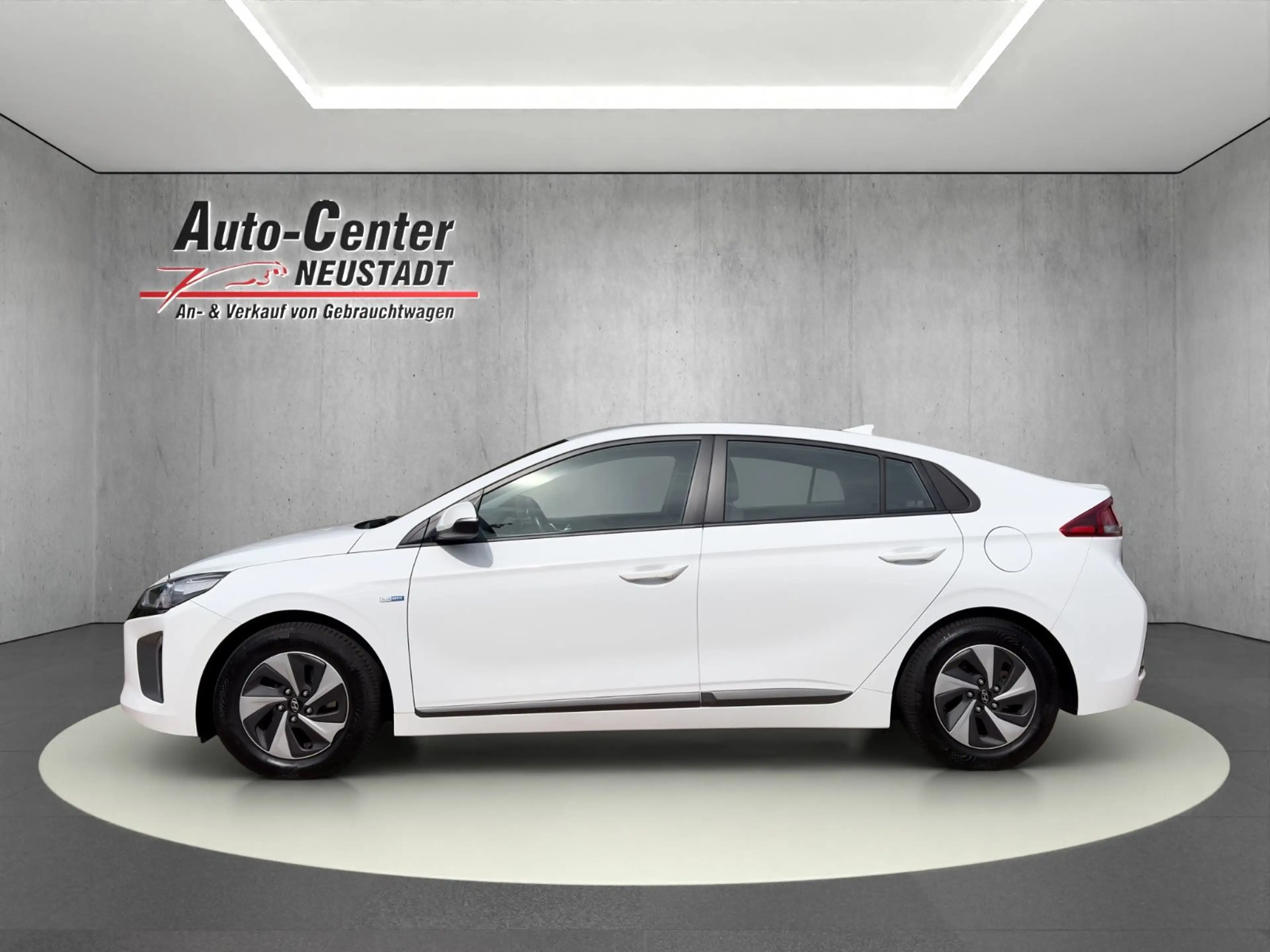 Hyundai IONIQ Ioniq Trend Hybrid AHK/KAMERA/PDC/ACC/DAB+ — photo 2