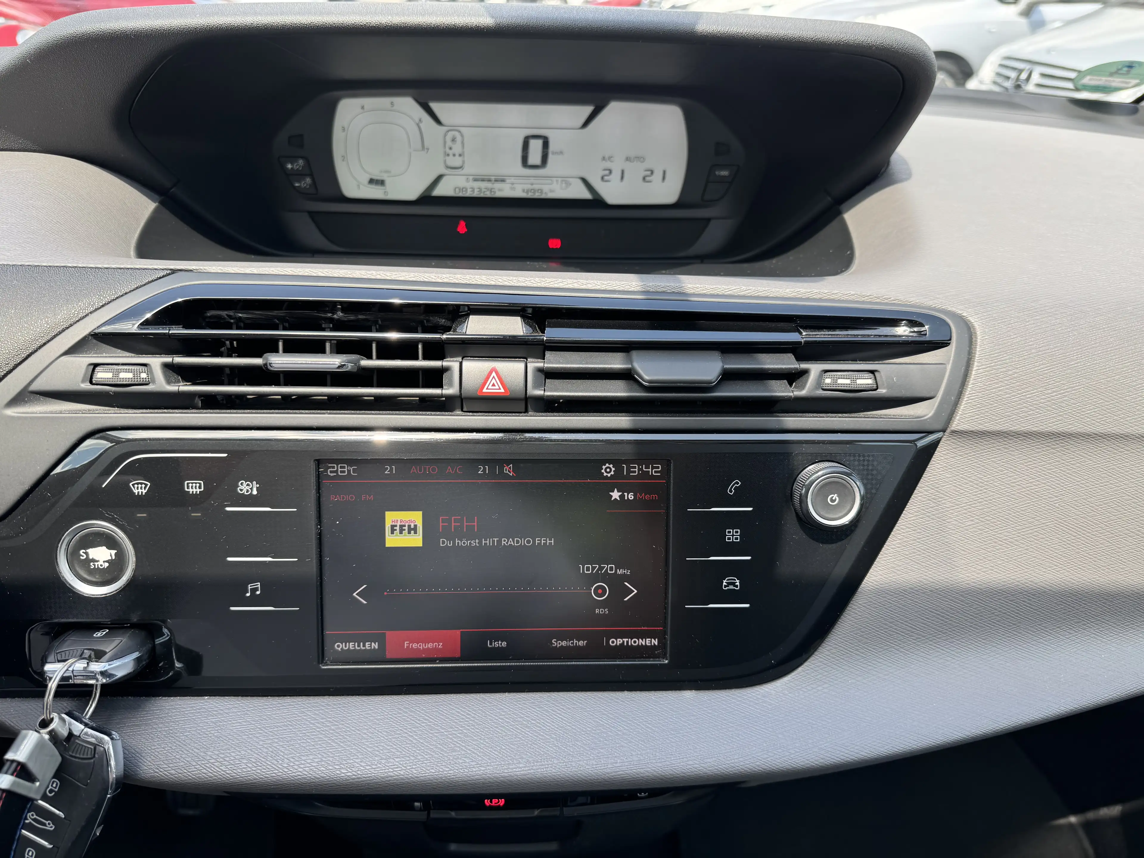 Citroen C4 SpaceTourer Feel 1.2 96 kW /Panorama-Dach — photo 8