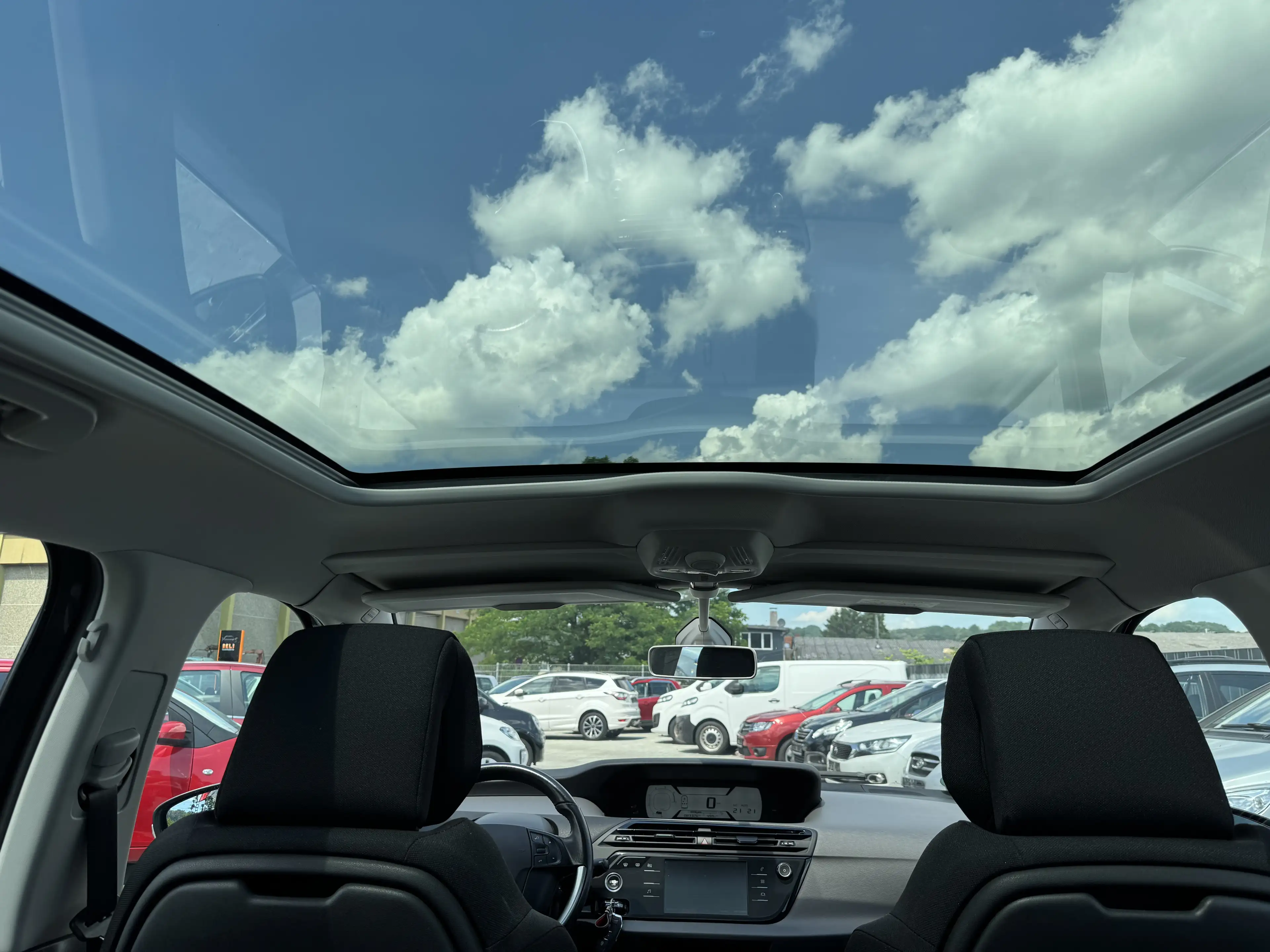 Citroen C4 SpaceTourer Feel 1.2 96 kW /Panorama-Dach — photo 9