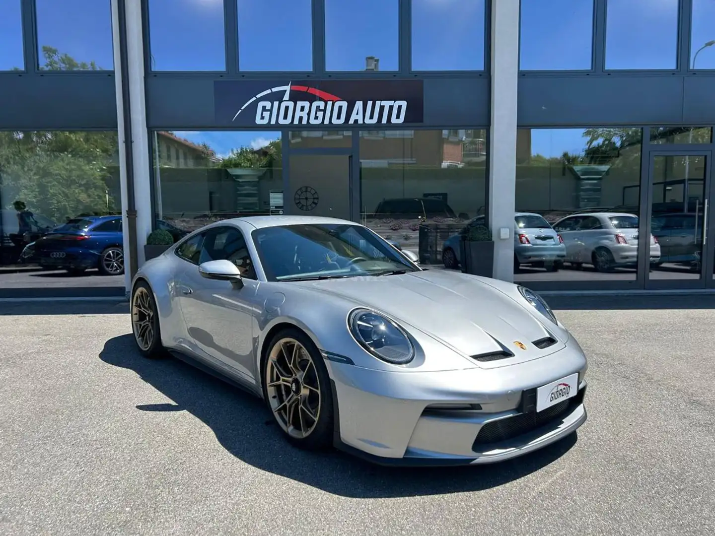 Porsche 911 GT3 Touring Plateado - 1