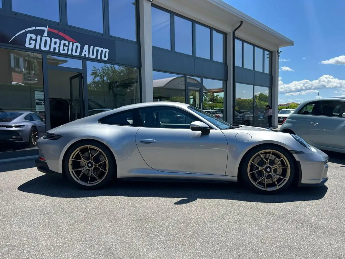 Porsche 911 GT3 Touring Plateado - 2
