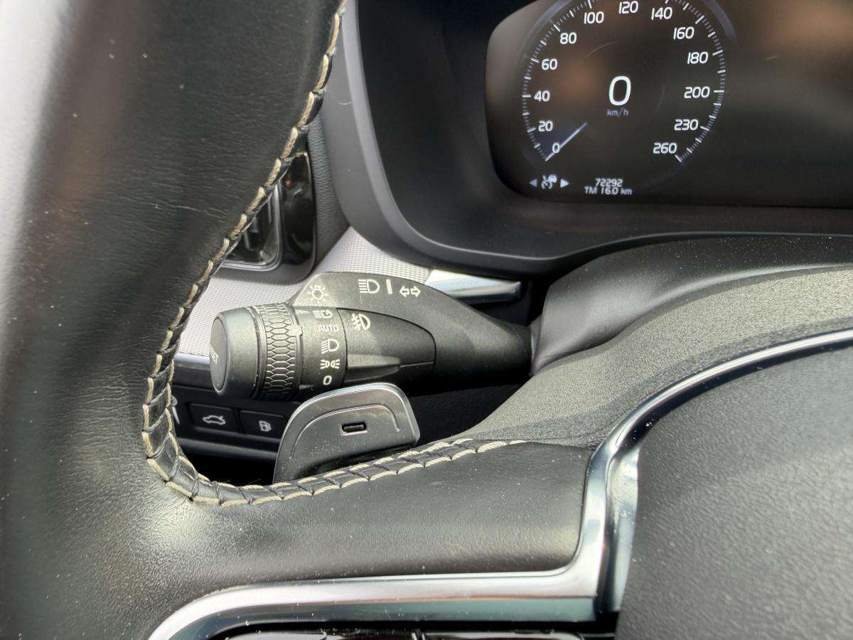 2020 Volvo XC60 T8 Eawd R-Design thumb 20