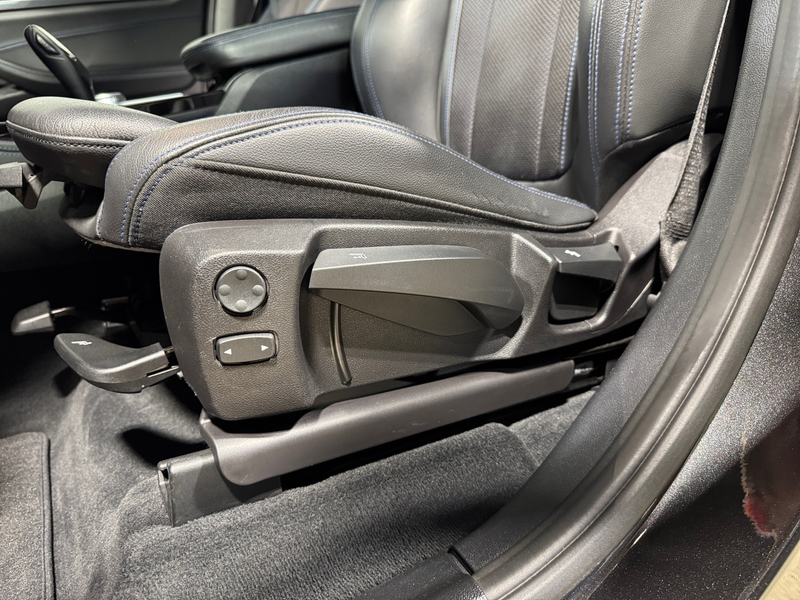 BMW X4 xDrive20d — photo 7