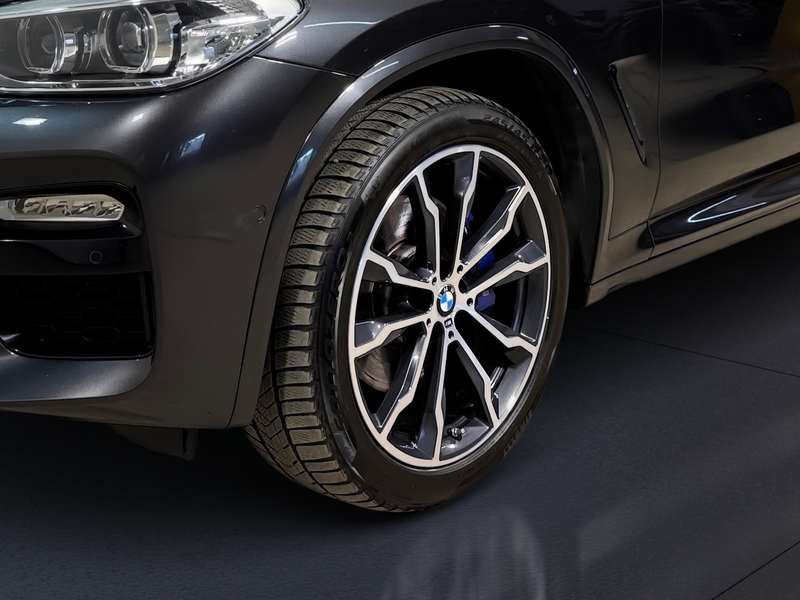 BMW X4 xDrive20d — photo 4