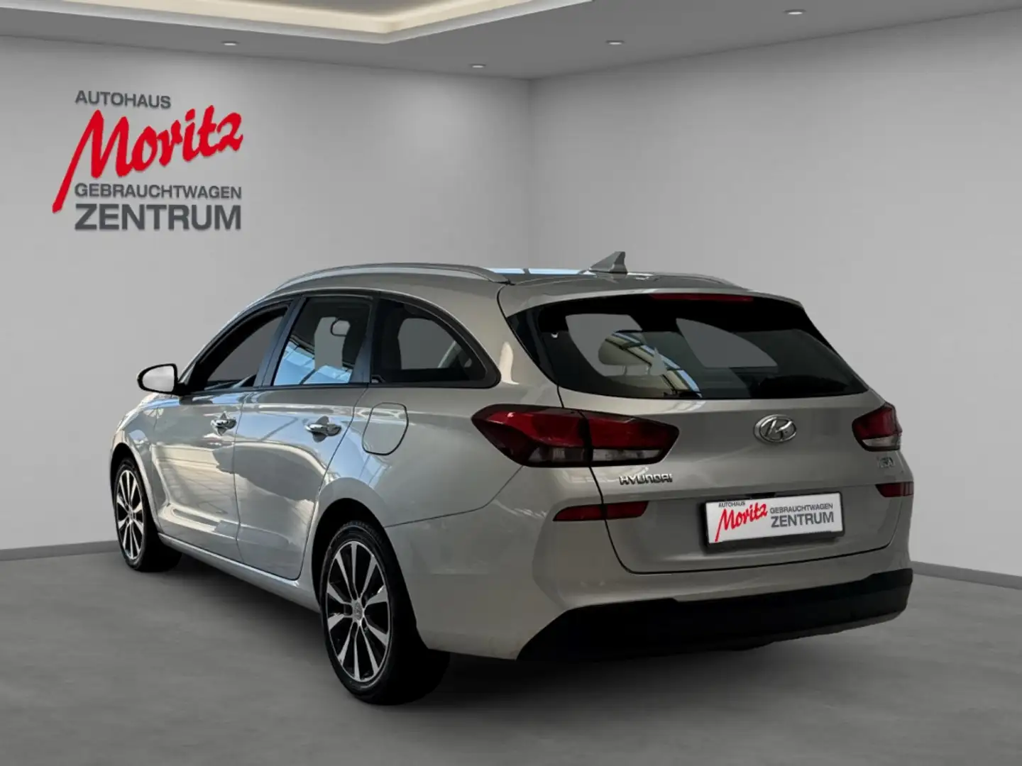 Hyundai i30 Kombi 1.0 TGDI  Trend *SMART KEY & MEHR!* Zilver - 2