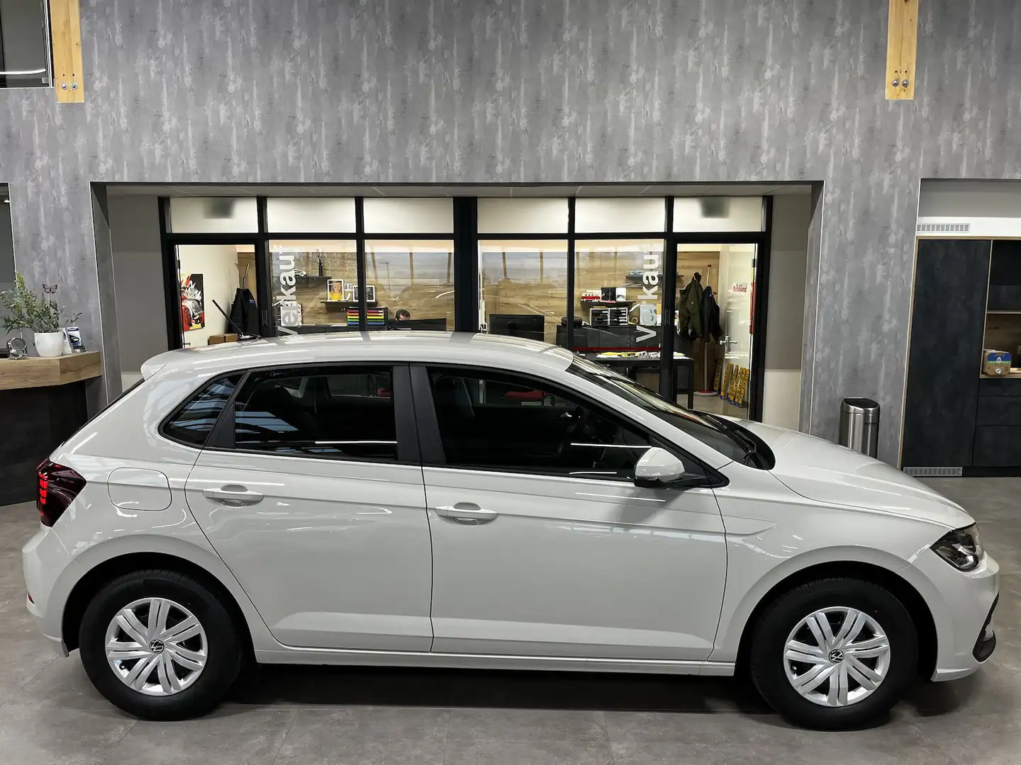 Volkswagen Polo 1,0 *AppConnect* PDC Hinten* LED* Shzg Gris - 2