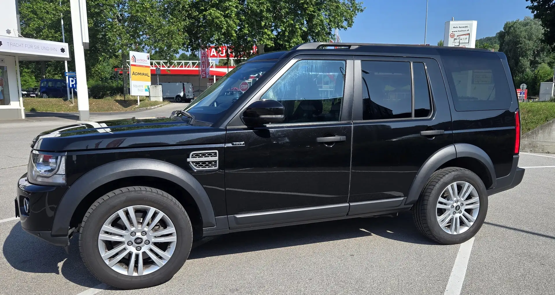 Land Rover Discovery Discovery 4 3,0 TDV6 S Aut. S - TOP Zustand Schwarz - 2