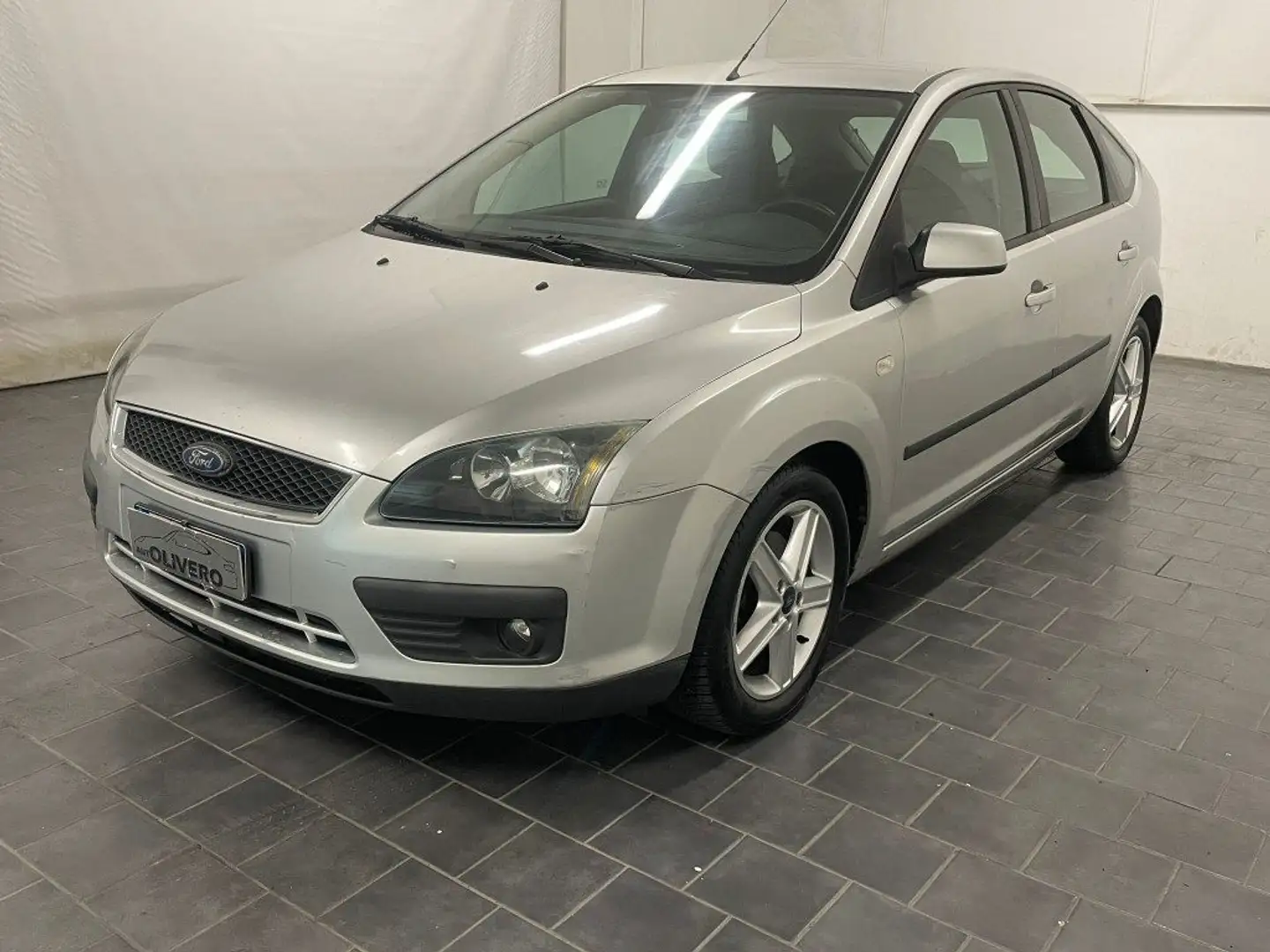 Ford Focus 1.6 TDCi 90CV 5p. Grigio - 2