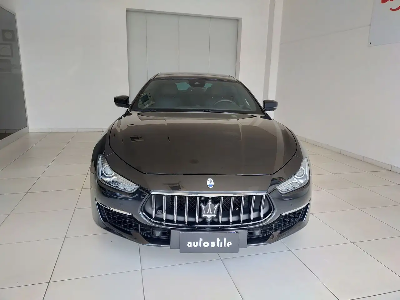 Maserati Ghibli 2022