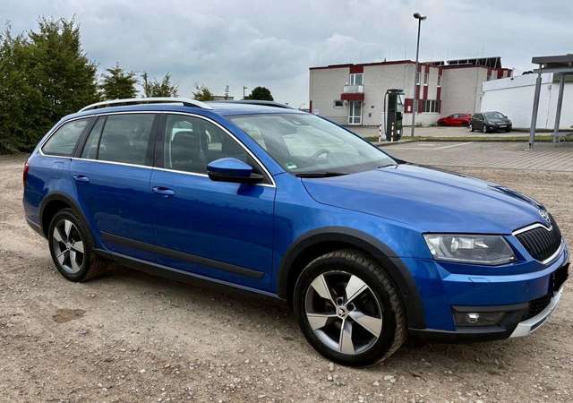 Skoda Octavia Combi 2.0 TDI (Green tec) 4x4 DSG Scout