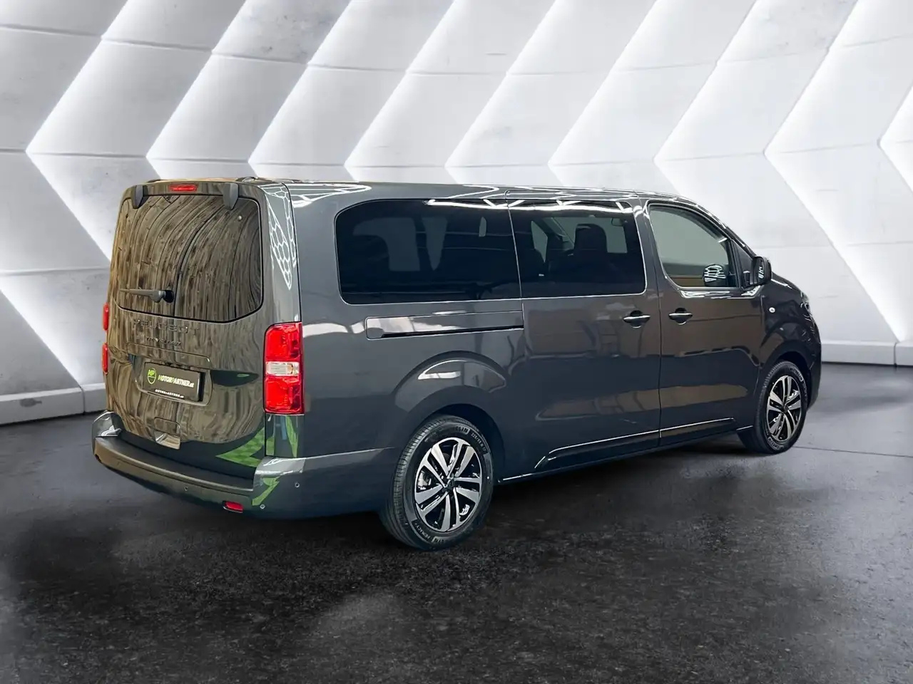Peugeot Traveller Premium L3 *VIP 7-Sitzer* Standheizung 6