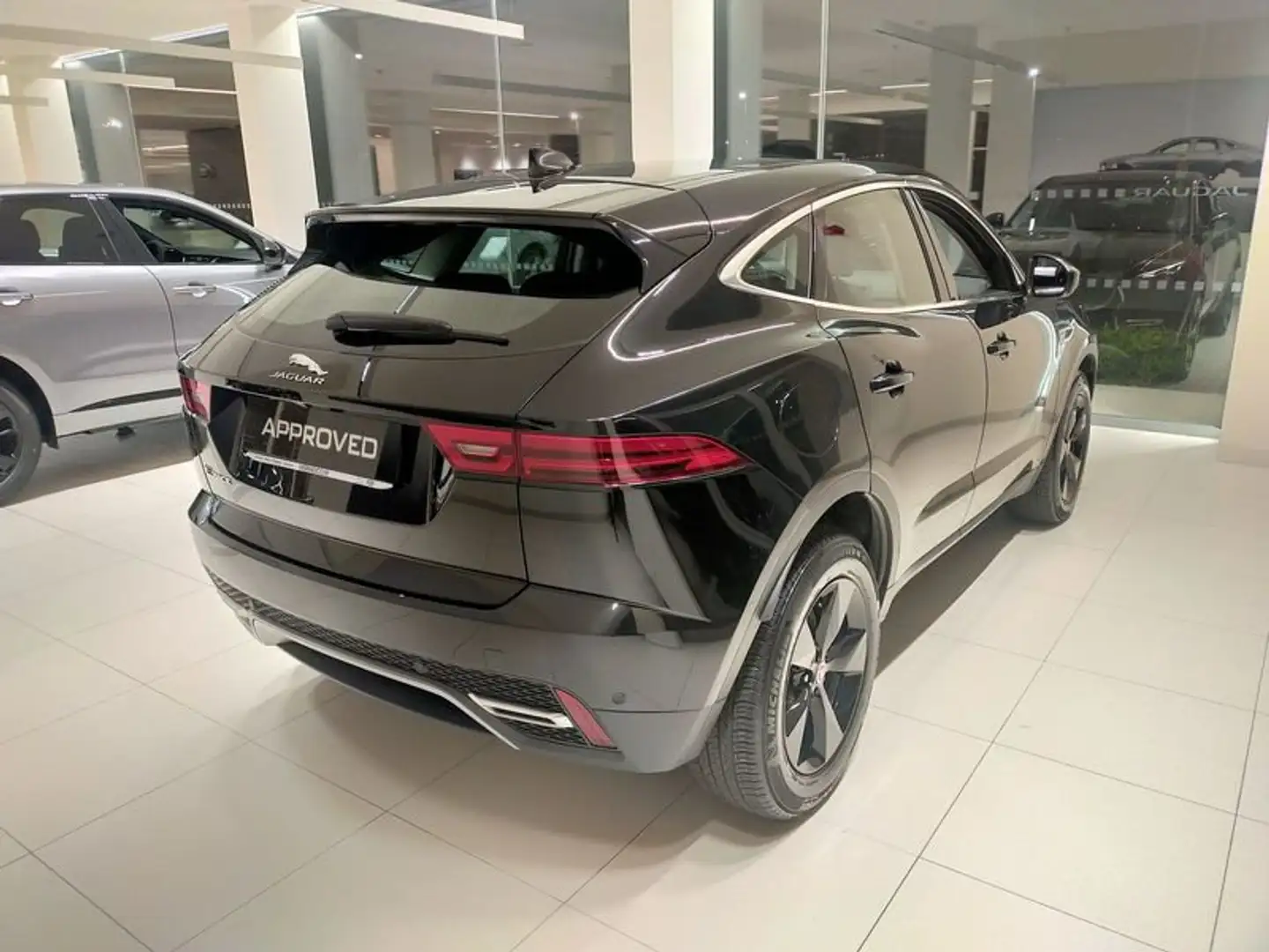 Jaguar E-Pace Jaguar E-Pace 2.0 D163 S awd auto - 518 al Mese Nero - 2