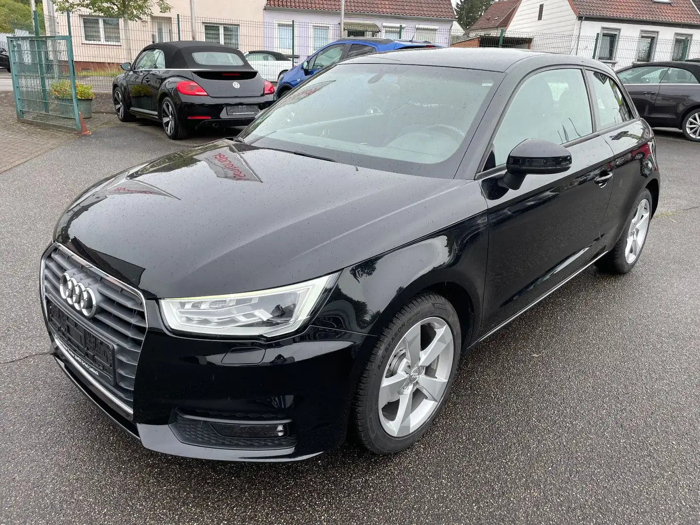 Audi A1 sport Schwarz - 1