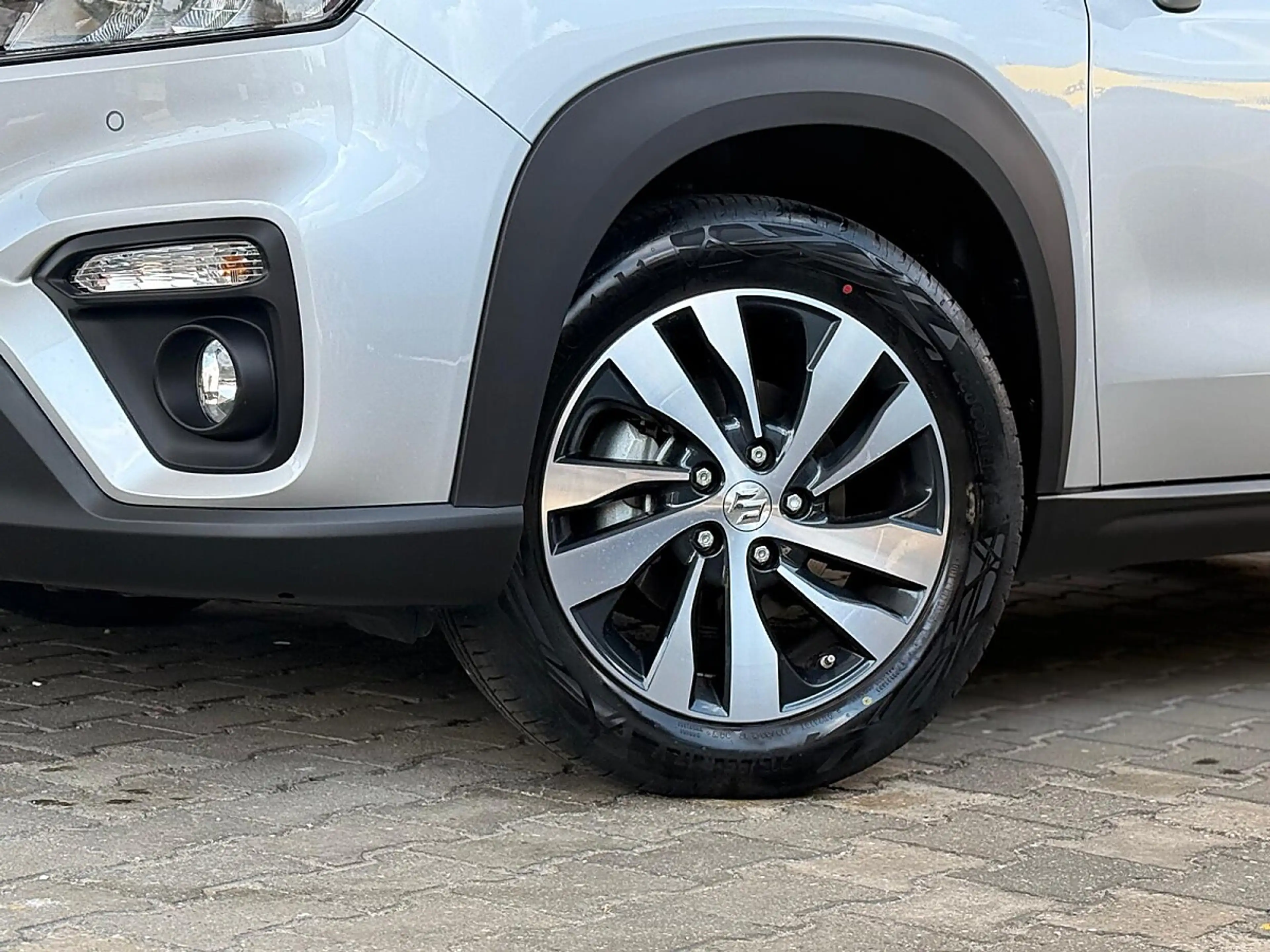 Suzuki S-Cross 1,4 Hybrid ALLGRIP flash — photo 4