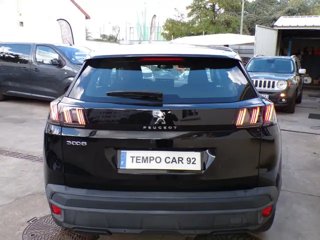 Peugeot 3008 view 8