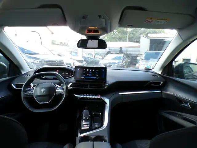 Peugeot 3008 view 15