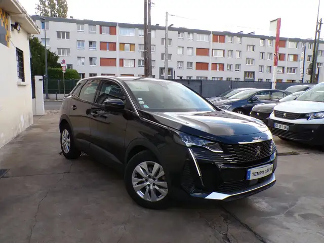 Peugeot 3008 view 2