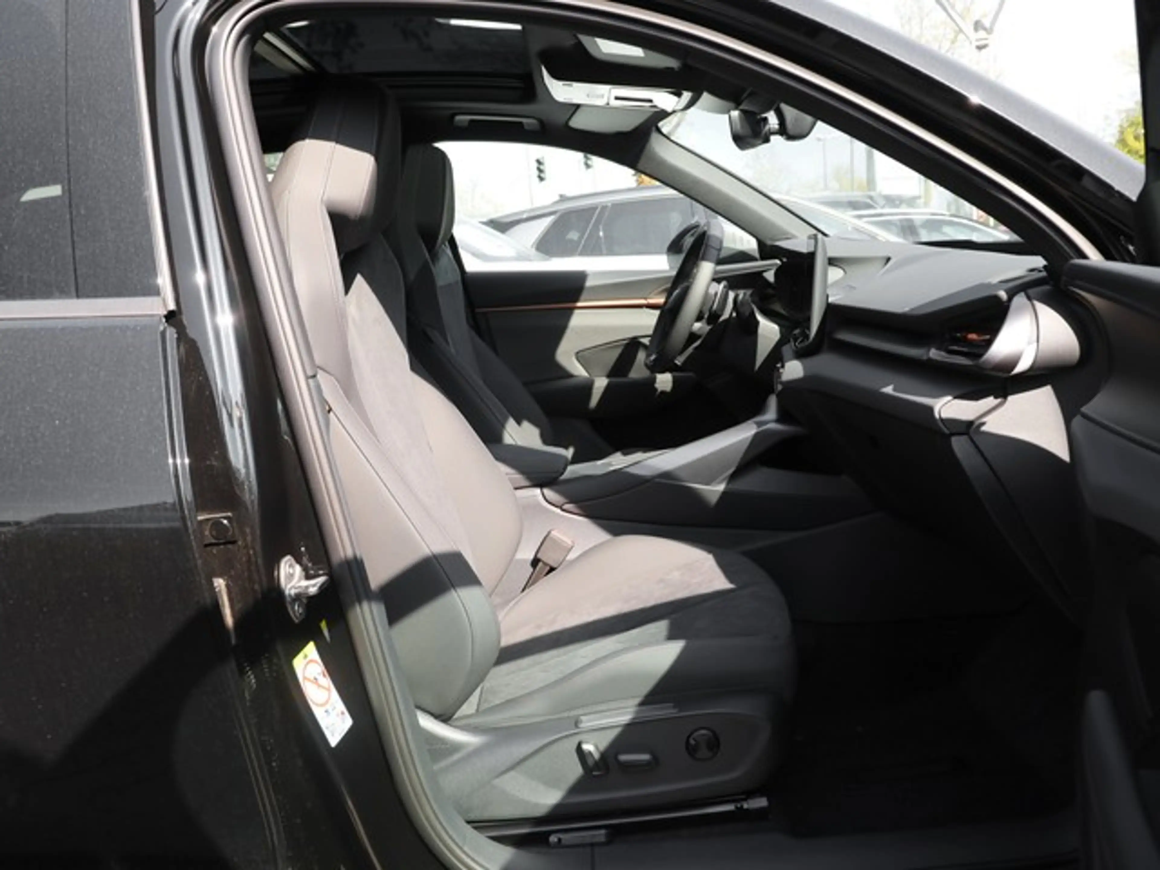 CUPRA Terramar 2.0 TSI 4Drive VZ LM20 AHK Pano HD Matrix LED S... — photo 5
