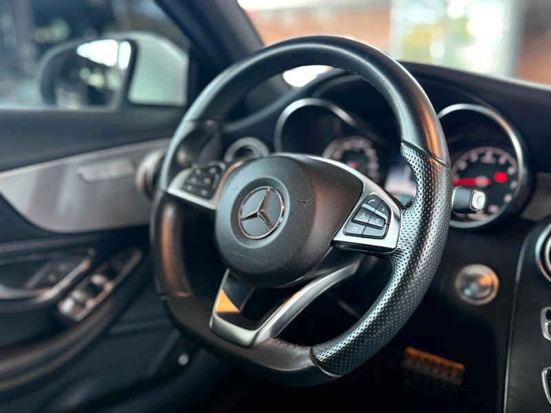 Mercedes-Benz C 300 Cabrio / AMG / Navi / Alcantara / Kamera / — photo 11
