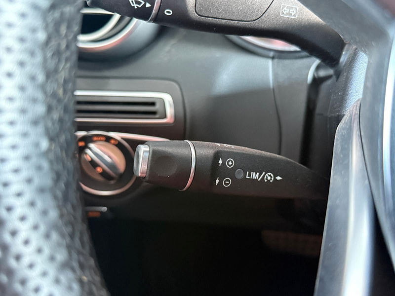 Mercedes-Benz C 300 Cabrio / AMG / Navi / Alcantara / Kamera / — photo 14