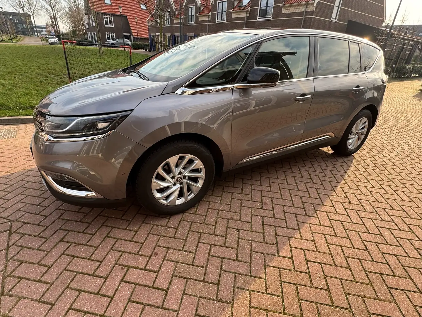 Renault Espace Espace 1.6 TCe Dynam. 7p. Grey - 1