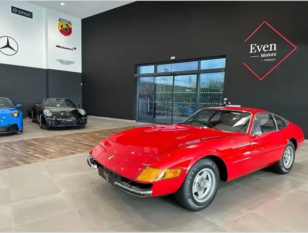 Ferrari 365 GTB4 DAYTONA
