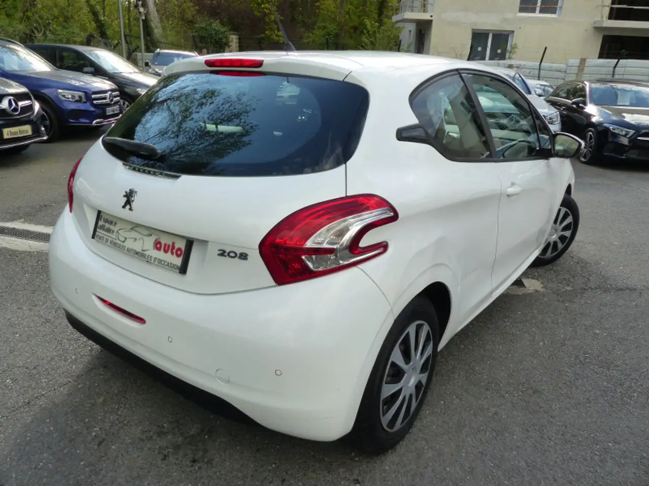 Peugeot 208 208 — photo 2