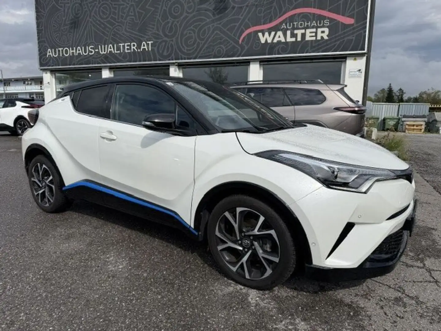 Toyota C-HR Hybrid C-ult +Driver Assist Paket und Bi-Tone Weiß - 1
