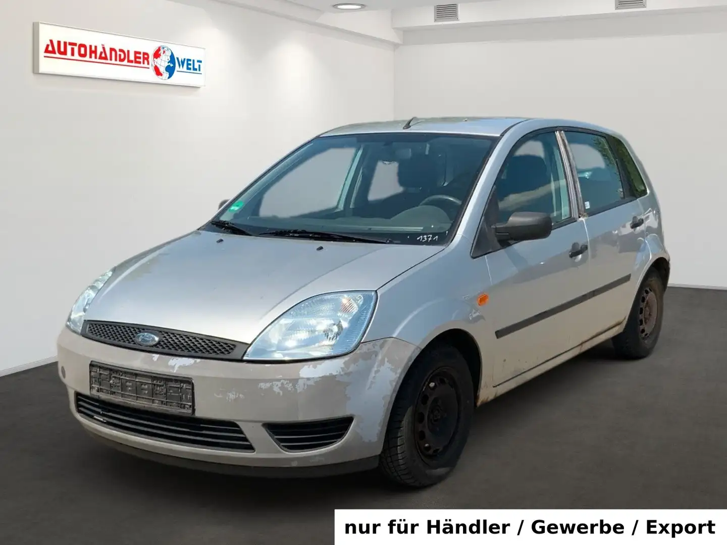 Ford Fiesta 1.3 Klimaanlage Freisprech Серебристый - 1