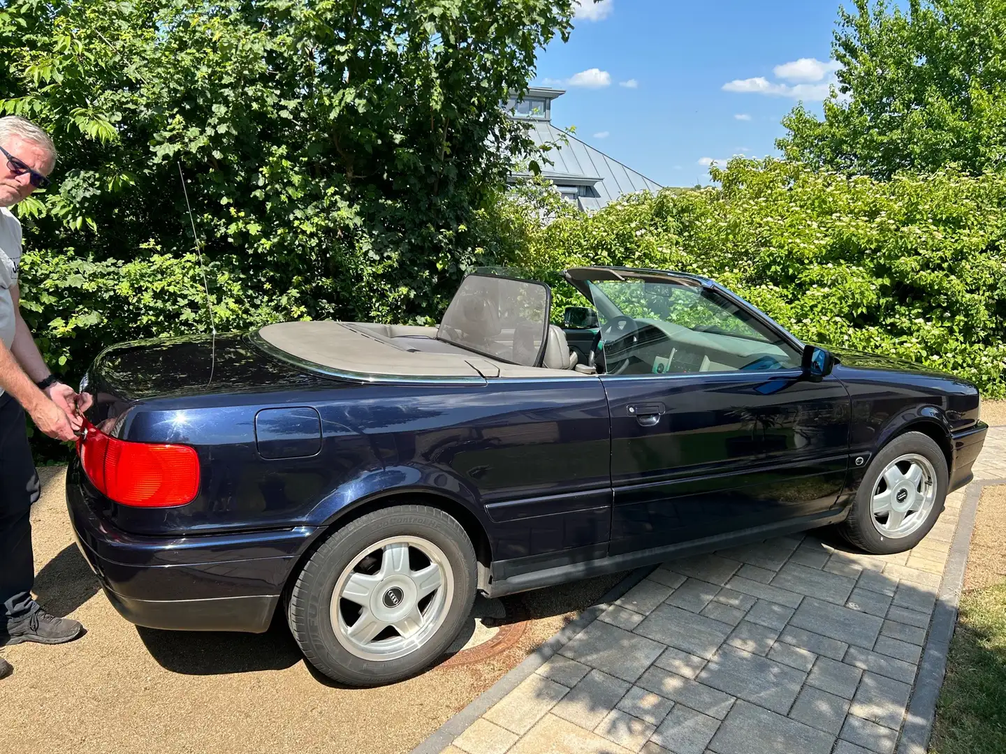 Audi Cabriolet 2.6 (E) Blauw - 2