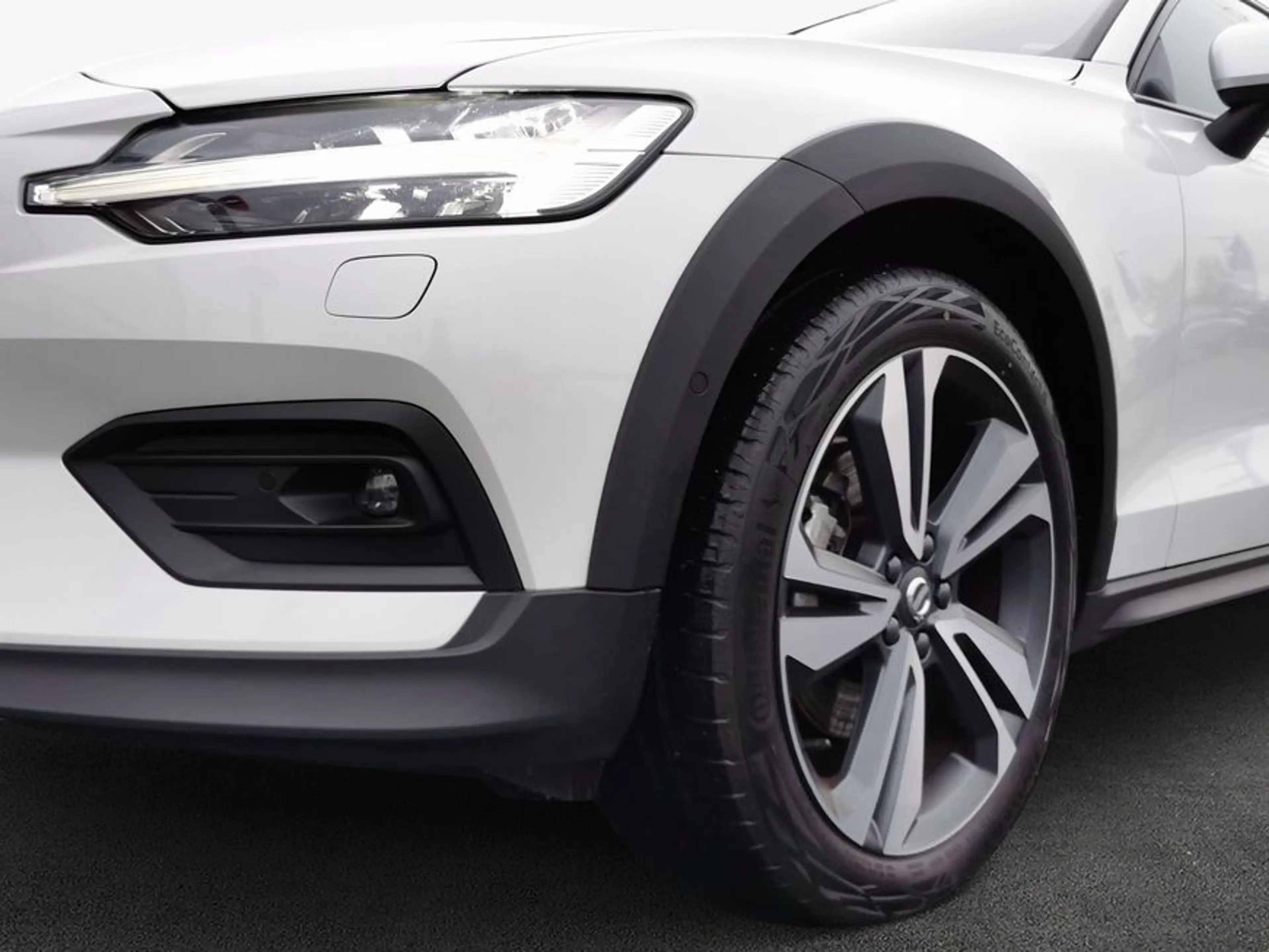 Volvo V60 Cross Country V60 Cross Country B4 D AWD Plus Licht-Paket*STDHZG — photo 5