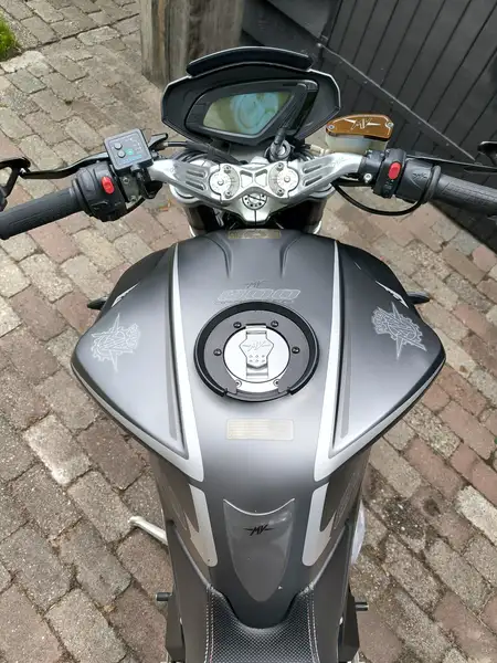 MV Agusta Dragster - foto 5